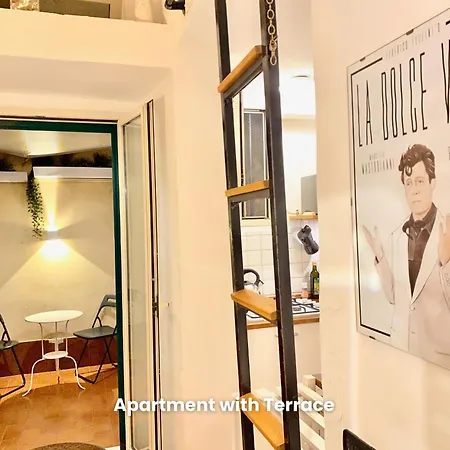 Vacanze Romane Colosseum דירה