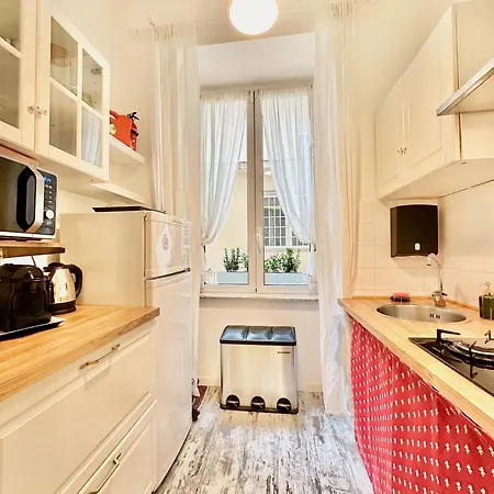 Vacanze Romane Colosseum Apartamento *